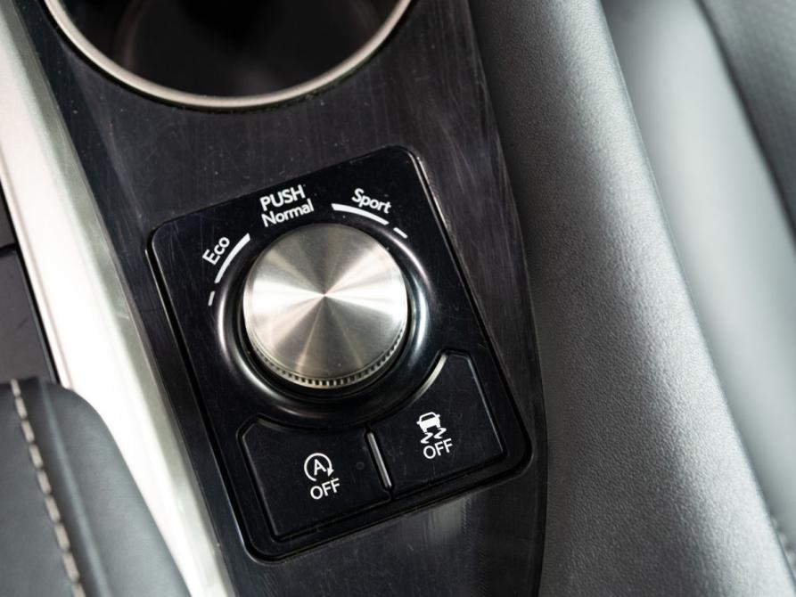 Lexus RX IV Рестайлинг Чита  - изображение 15