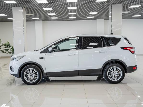 Ford Kuga II Рестайлинг с пробегом 2017 года, цена 1 730 000 рублей, 70620 км, внедорожник, Автокод Объявления