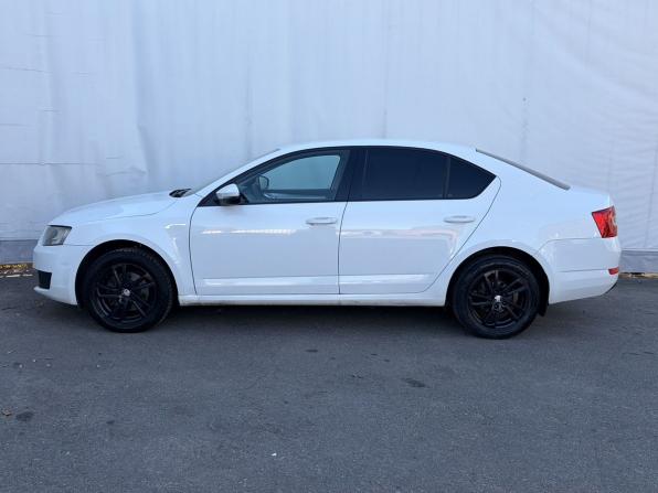 Skoda Octavia III (A7) с пробегом 2013 года, цена 750 000 рублей, 309835 км, лифтбек, Автокод Объявления