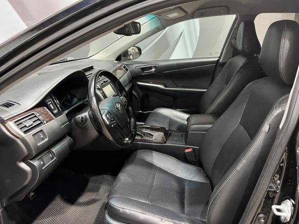 Toyota Camry VII (XV50) Рестайлинг с пробегом 2017 года, цена 2 195 000 рублей, 143249 км, седан, Автокод Объявления