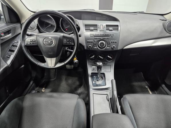 Mazda 3 II (BL) Рестайлинг с пробегом 2013 года, цена 1 070 000 рублей, 127000 км, седан, Автокод Объявления