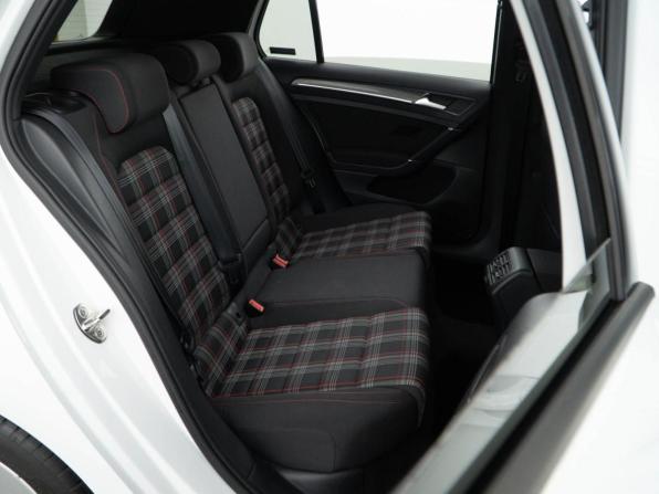 Volkswagen Golf GTI VII Рестайлинг с пробегом 2020 года, цена 2 945 055 рублей, 143139 км, хэтчбек, Автокод Объявления