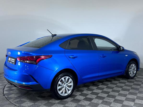 Hyundai Solaris II Рестайлинг с пробегом 2021 года, цена 1 599 000 рублей, 93325 км, седан, Автокод Объявления