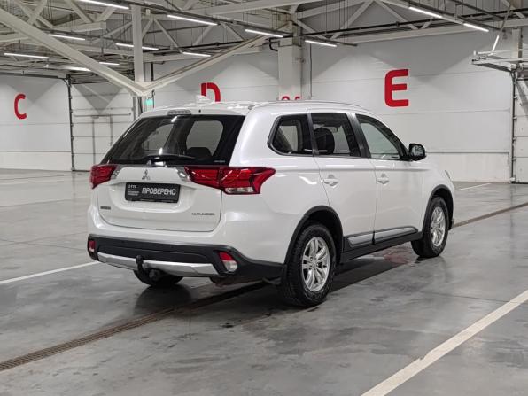 Mitsubishi Outlander III Рестайлинг 3 с пробегом 2018 года, цена 1 599 000 рублей, 200290 км, внедорожник, Автокод Объявления