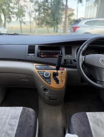 Toyota ISis I с пробегом 2004 года, цена 680 000 рублей, 413990 км, компактвэн, Автокод Объявления
