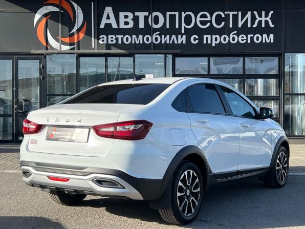 Lada (ВАЗ) Vesta I Рестайлинг (NG) с пробегом 2023 года, цена 1 350 000 рублей, 47254 км, седан, Автокод Объявления