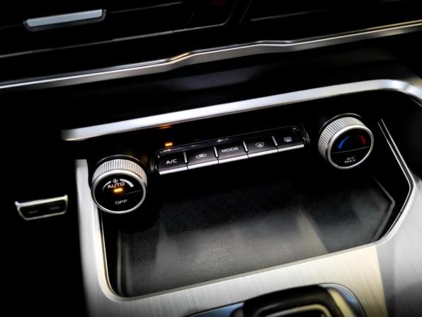 Geely Coolray I с пробегом 2021 года, цена 1 555 000 рублей, 112737 км, внедорожник, Автокод Объявления