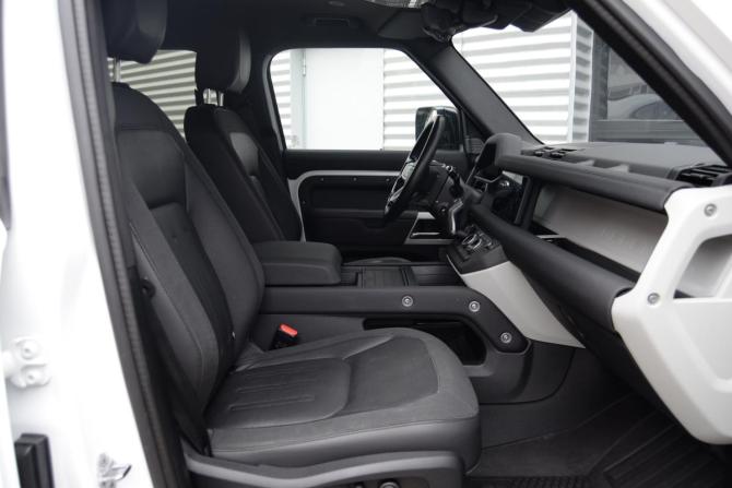 Land Rover Defender II с пробегом 2021 года, цена 4 795 000 рублей, 76123 км, внедорожник, Автокод Объявления