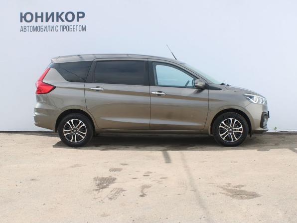 Suzuki Ertiga II Рестайлинг с пробегом 2023 года, цена 2 059 000 рублей, 43367 км, компактвэн, Автокод Объявления