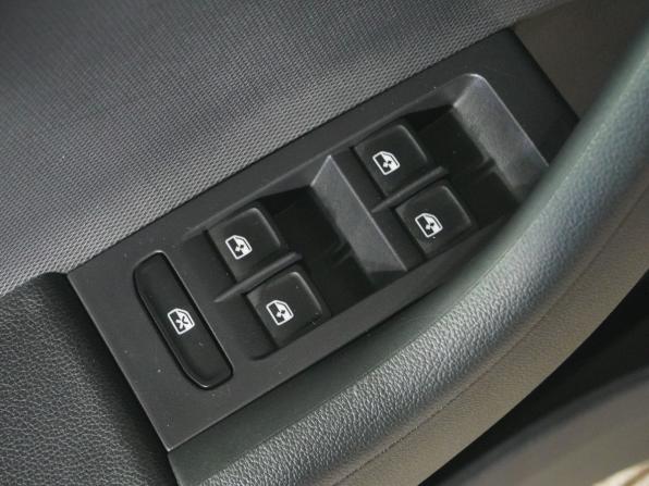 Volkswagen Polo VI с пробегом 2021 года, цена 1 499 000 рублей, 73009 км, лифтбек, Автокод Объявления