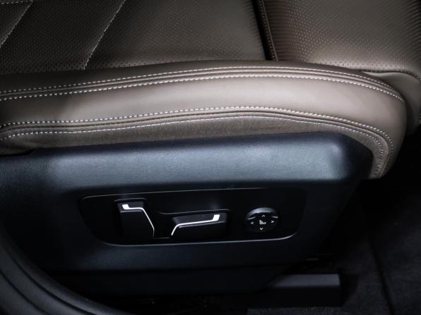 BMW 5 серии VIII (G60/G61/G68) с пробегом 2023 года, цена 6 316 000 рублей, 45660 км, седан, Автокод Объявления