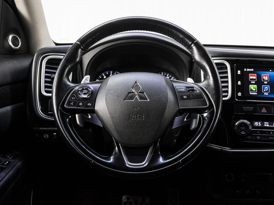 Mitsubishi Outlander III Рестайлинг 2 Тюмень  - изображение 20