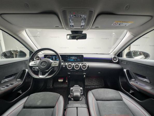 Mercedes-Benz A-Класс IV (W177) с пробегом 2019 года, цена 2 495 000 рублей, 64059 км, седан, Автокод Объявления