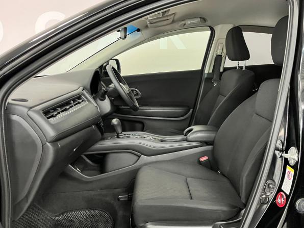 Honda Vezel I с пробегом 2014 года, цена 1 359 000 рублей, 168654 км, внедорожник, Автокод Объявления