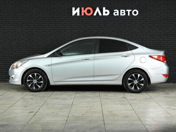 Hyundai Solaris I Рестайлинг с пробегом 2016 года, цена 750 000 рублей, 321092 км, седан, Автокод Объявления