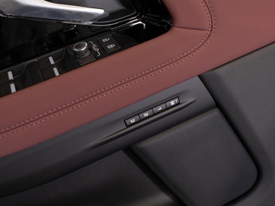 Land Rover Range Rover Evoque II Рестайлинг Москва  - изображение 16
