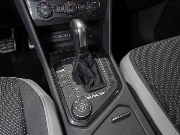 Volkswagen Tiguan II Рестайлинг с пробегом 2020 года, цена 2 320 000 рублей, 136862 км, внедорожник, Автокод Объявления