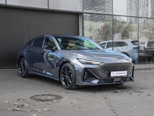 Changan UNI-V I с пробегом 2023 года, цена 2 050 000 рублей, 55660 км, лифтбек, Автокод Объявления