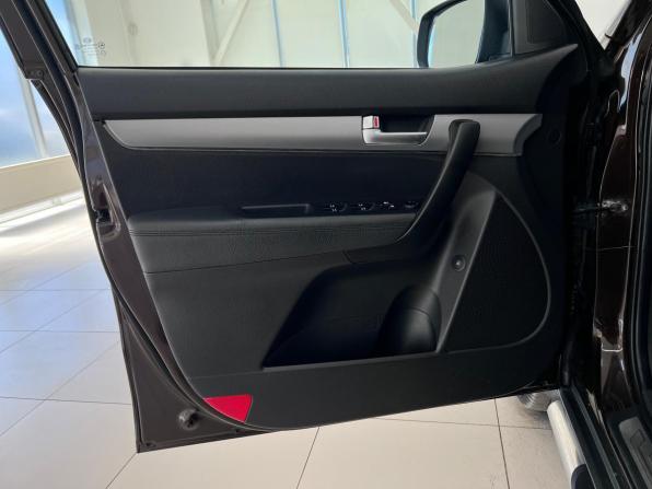 Kia Sorento II Рестайлинг с пробегом 2014 года, цена 1 640 000 рублей, 169980 км, внедорожник, Автокод Объявления