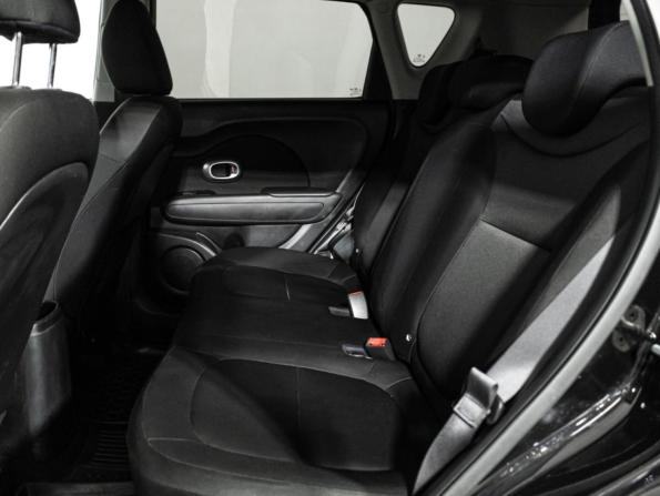 Kia Soul II Рестайлинг с пробегом 2018 года, цена 1 289 585 рублей, 198000 км, хэтчбек, Автокод Объявления