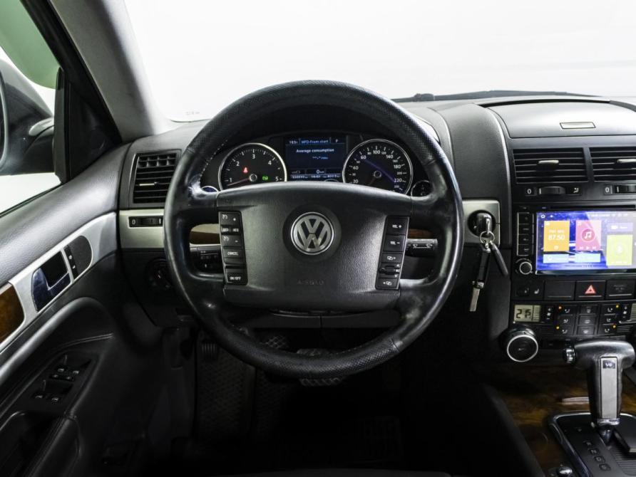 Volkswagen Touareg I Рестайлинг Москва  - изображение 10
