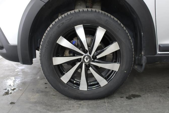 Renault Logan II Рестайлинг с пробегом 2019 года, цена 1 035 000 рублей, 155013 км, седан, Автокод Объявления