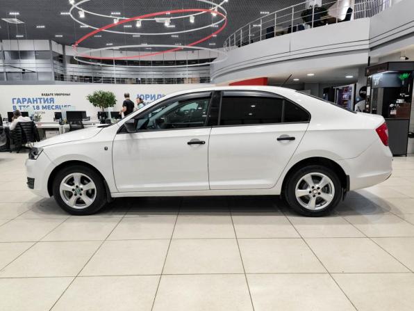 Skoda Rapid I с пробегом 2016 года, цена 1 080 000 рублей, 89386 км, лифтбек, Автокод Объявления