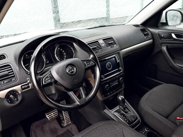 Skoda Yeti I Рестайлинг с пробегом 2016 года, цена 1 429 000 рублей, 194412 км, внедорожник, Автокод Объявления