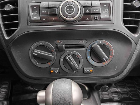 Nissan Juke I Рестайлинг с пробегом 2014 года, цена 1 190 000 рублей, 50680 км, внедорожник, Автокод Объявления