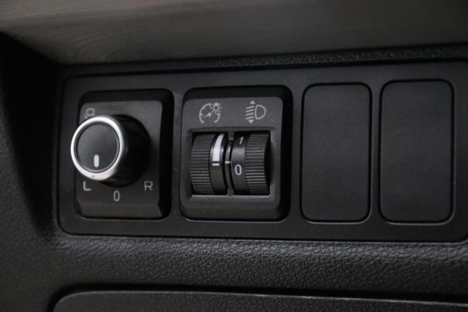 Geely Atlas I с пробегом 2018 года, цена 1 355 550 рублей, 156737 км, внедорожник, Автокод Объявления