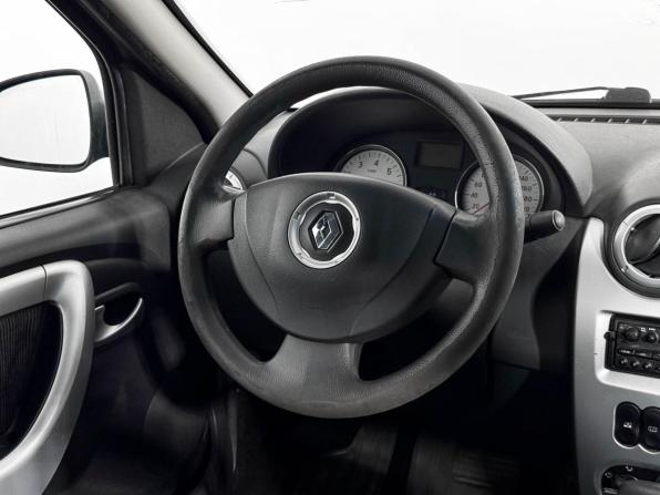Renault Logan I Рестайлинг с пробегом 2011 года, цена 350 000 рублей, 229299 км, седан, Автокод Объявления