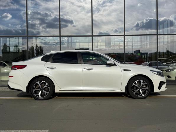 Kia Optima IV Рестайлинг с пробегом 2018 года, цена 1 690 000 рублей, 142967 км, седан, Автокод Объявления
