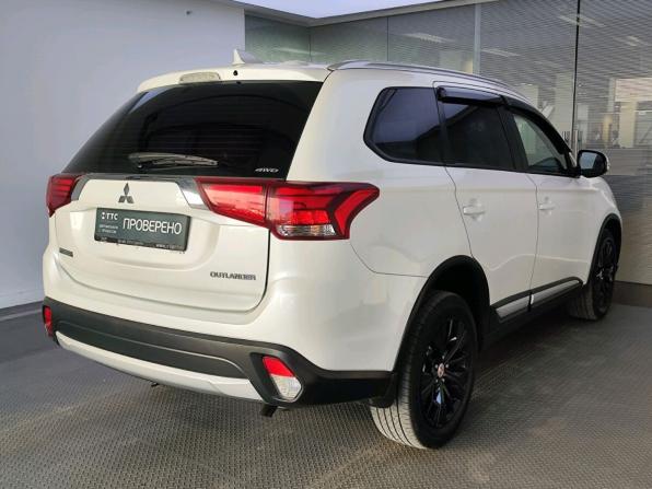 Mitsubishi Outlander III Рестайлинг 2 с пробегом 2018 года, цена 2 299 000 рублей, 160135 км, внедорожник, Автокод Объявления