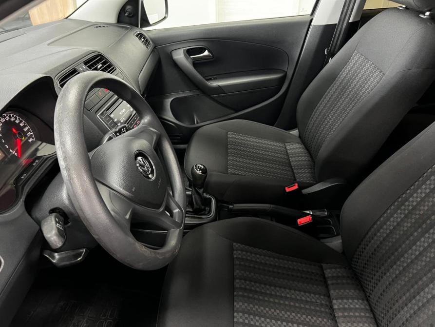 Volkswagen Polo V Рестайлинг Казань  - изображение 12