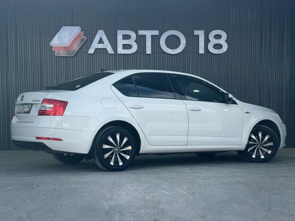 Skoda Octavia III (A7) Рестайлинг с пробегом 2019 года, цена 1 759 000 рублей, 90570 км, лифтбек, Автокод Объявления