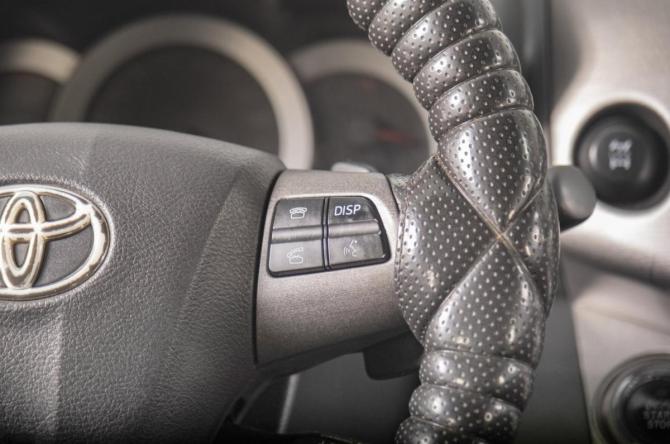 Toyota RAV4 III (XA30) Рестайлинг с пробегом 2011 года, цена 1 539 000 рублей, 226737 км, внедорожник, Автокод Объявления