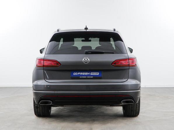 Volkswagen Touareg III с пробегом 2019 года, цена 5 199 050 рублей, 101168 км, внедорожник, Автокод Объявления