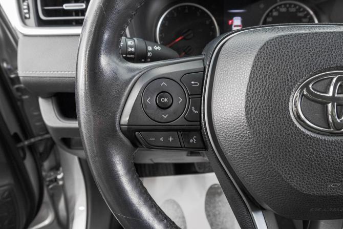 Toyota RAV4 V (XA50) с пробегом 2019 года, цена 3 849 000 рублей, 42000 км, внедорожник, Автокод Объявления