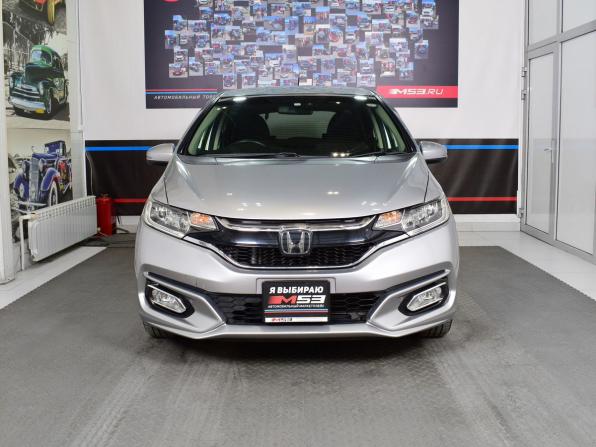 Honda Fit III Рестайлинг с пробегом 2018 года, цена 1 159 999 рублей, 57877 км, хэтчбек, Автокод Объявления