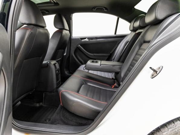 Volkswagen Jetta VI Рестайлинг с пробегом 2014 года, цена 1 488 000 рублей, 145490 км, седан, Автокод Объявления