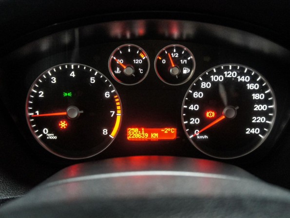 Ford Focus II с пробегом 2007 года, цена 469 000 рублей, 220000 км, седан, Автокод Объявления