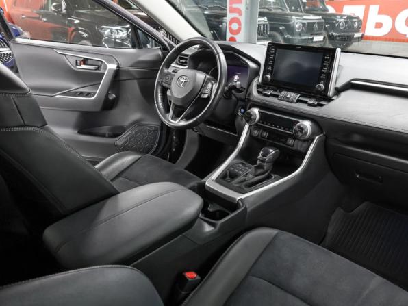 Toyota RAV4 V (XA50) с пробегом 2021 года, цена 3 249 000 рублей, 109576 км, внедорожник, Автокод Объявления