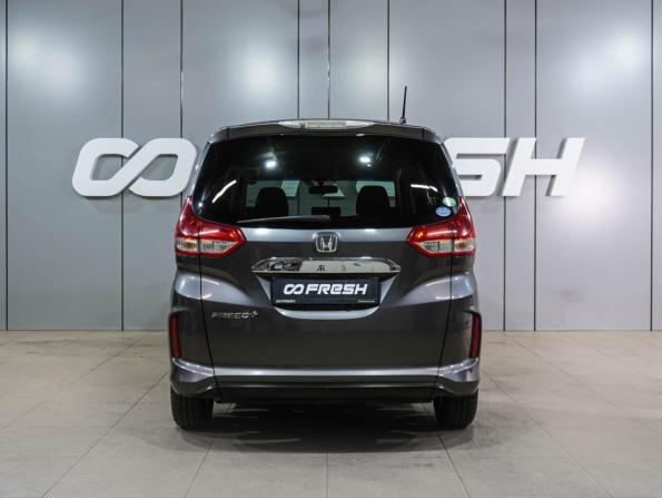 Honda Freed II с пробегом 2018 года, цена 1 649 000 рублей, 90853 км, компактвэн, Автокод Объявления