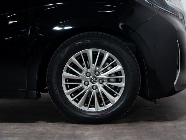 Toyota Alphard III Рестайлинг с пробегом 2018 года, цена 3 765 000 рублей, 200613 км, минивэн, Автокод Объявления