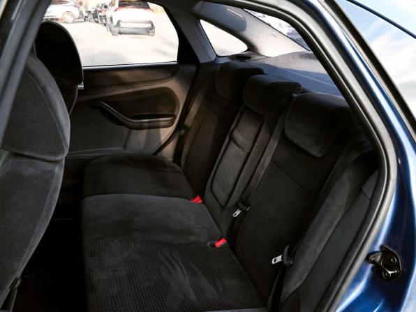 Ford Focus II с пробегом 2006 года, цена 399 000 рублей, 261403 км, седан, Автокод Объявления