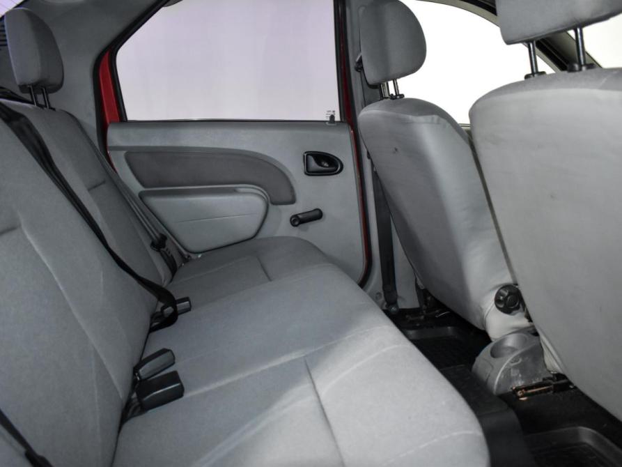 Renault Logan I Санкт-Петербург  - изображение 12