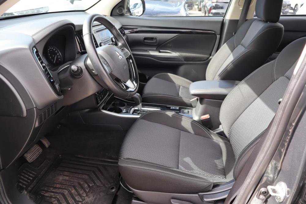Mitsubishi Outlander III Рестайлинг 3 Санкт-Петербург  - изображение 8
