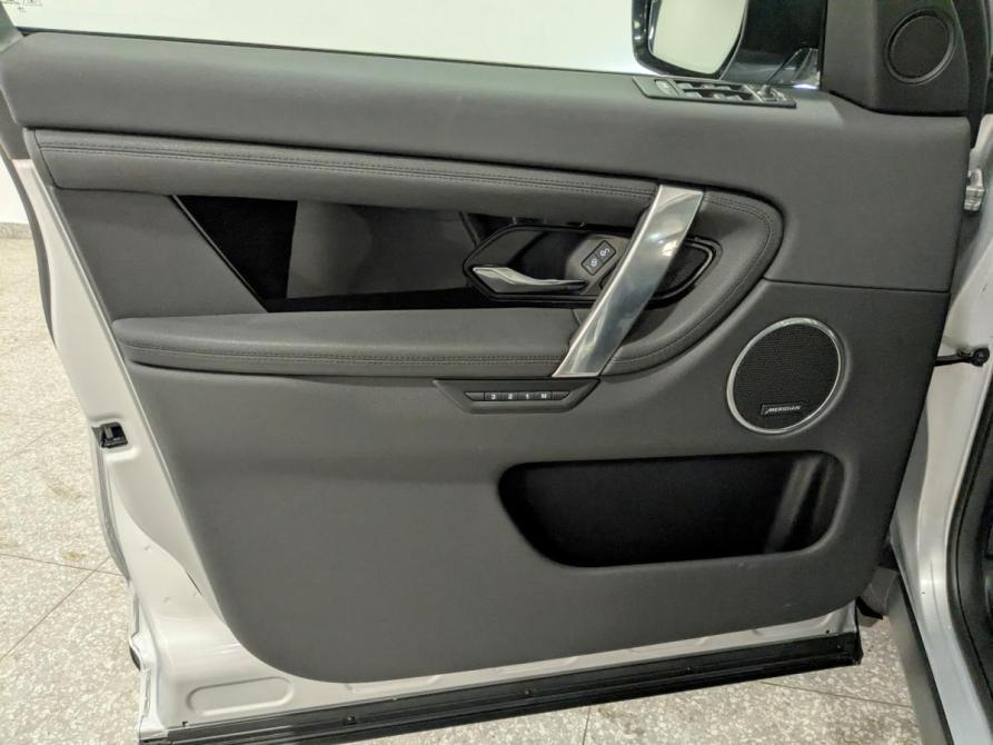 Land Rover Discovery Sport I Рестайлинг Москва  - изображение 9