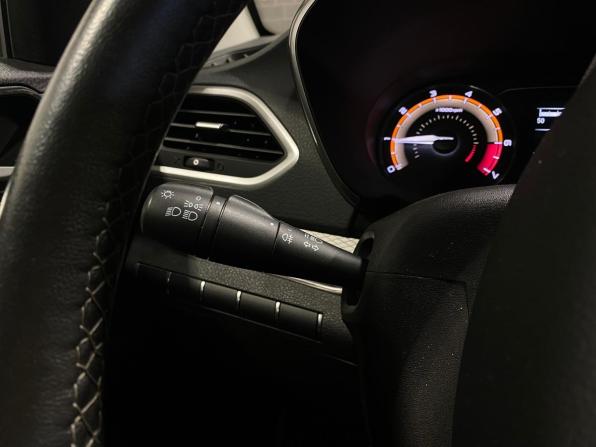 Lada (ВАЗ) Vesta I Рестайлинг (NG) с пробегом 2023 года, цена 1 260 000 рублей, 41887 км, седан, Автокод Объявления