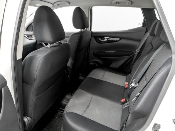 Nissan Qashqai II с пробегом 2016 года, цена 1 255 000 рублей, 108193 км, внедорожник, Автокод Объявления